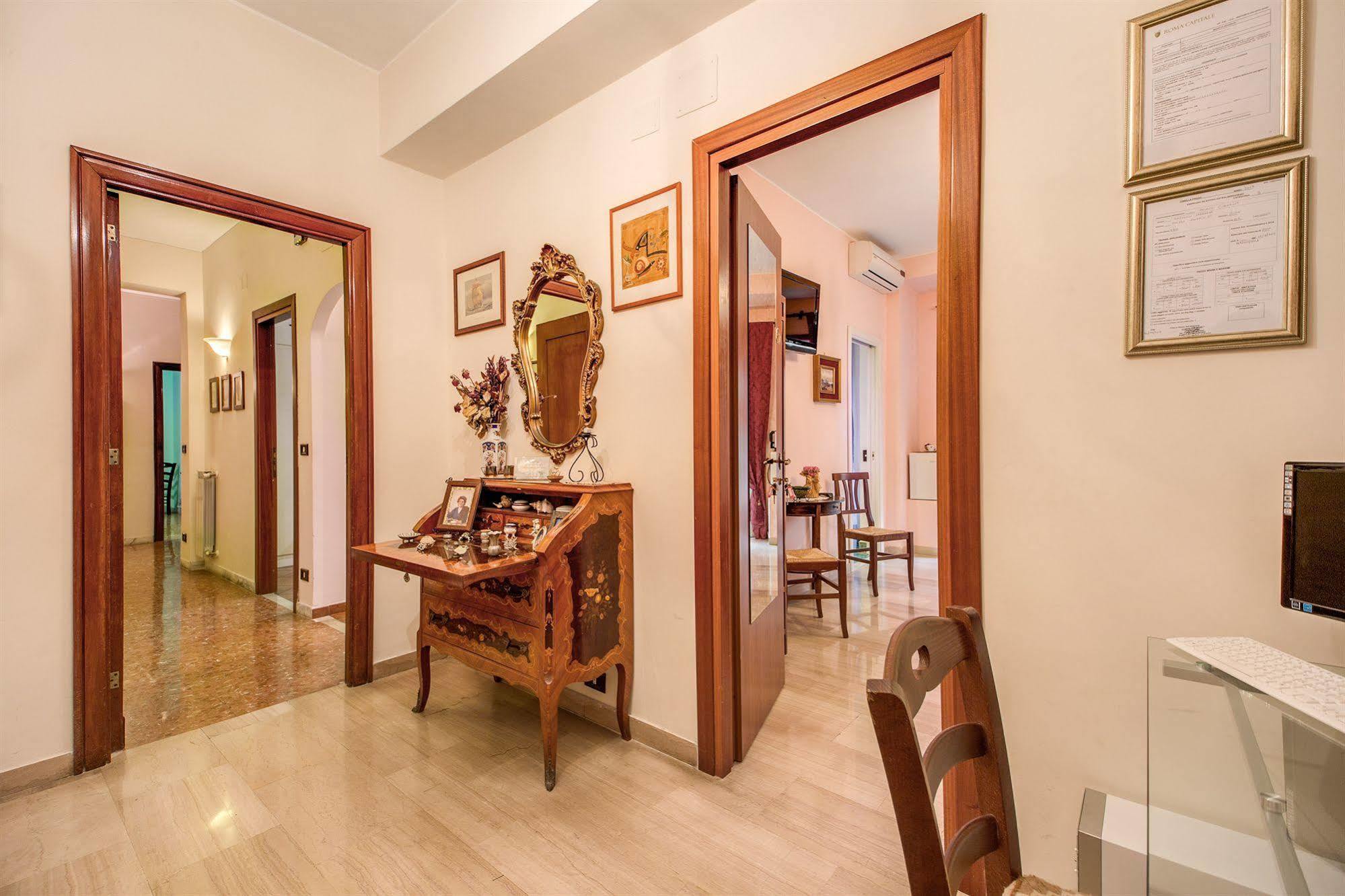 Domus Cornelia Bed and Breakfast Rome Buitenkant foto